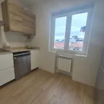 Apartment Mareval