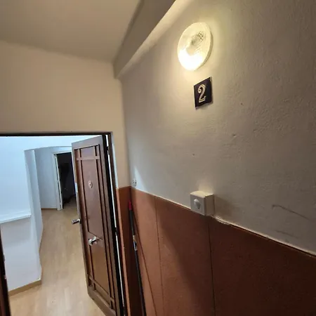 Apartament Mareval *