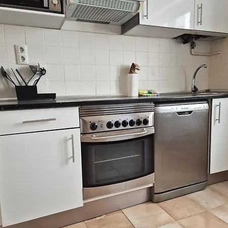 Apartament Mareval *